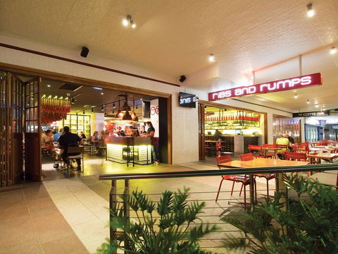 Oaks Grand Gladstone - Hotel Accommodation 3