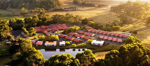 Tall Timbers - Hotel Accommodation 0