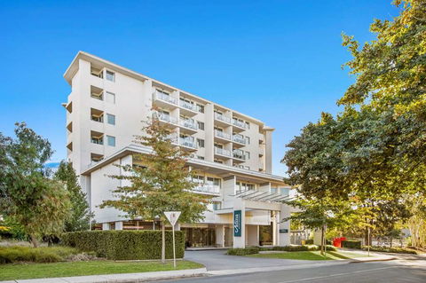 Adina Serviced Apts Canberra Dickson - Hotel Accommodation 1