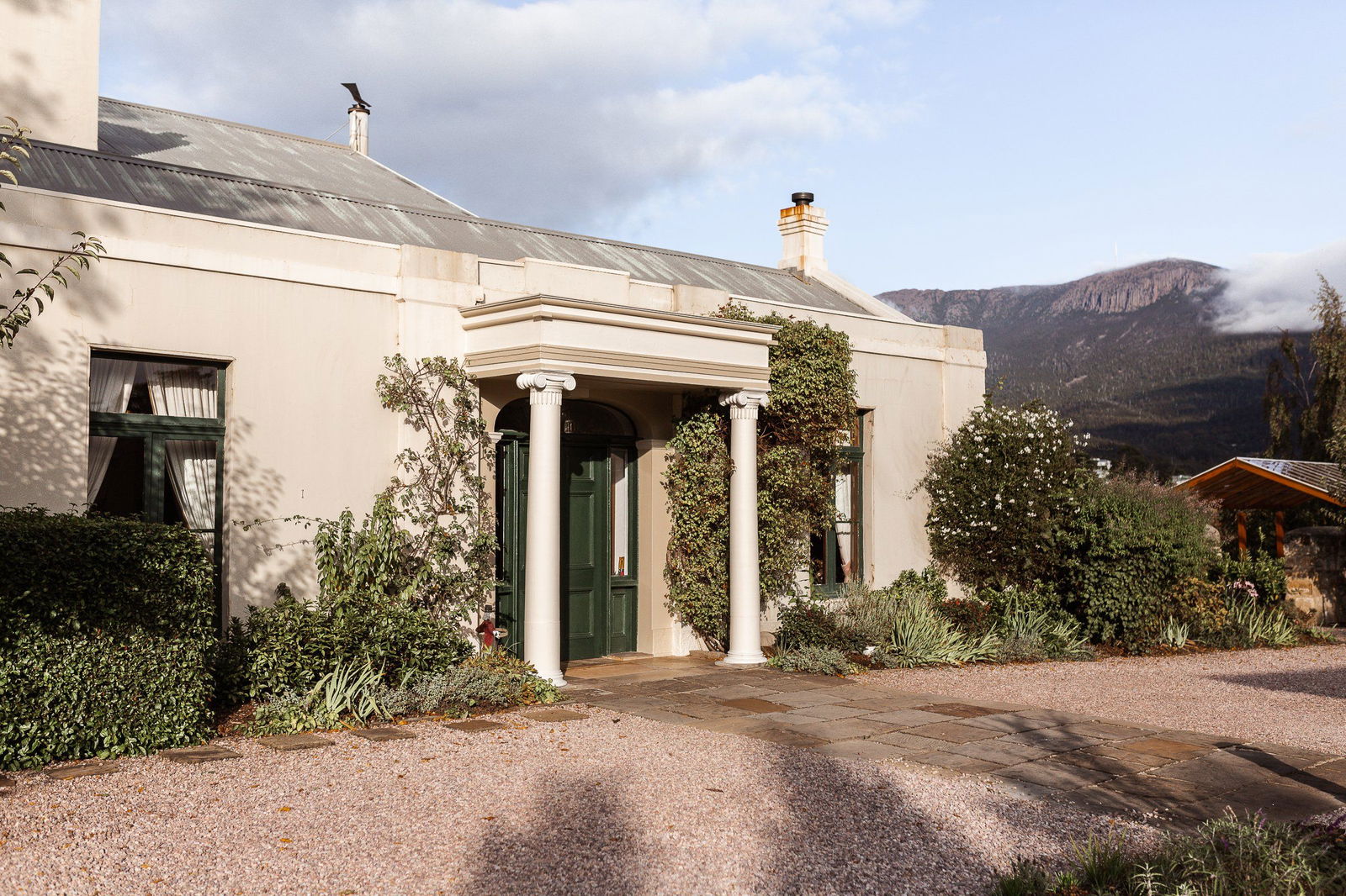 Hobart TAS Hotel Accommodation