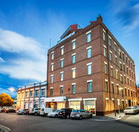 Quest Waterfront Serviced Apartments - Hotel Accommodation