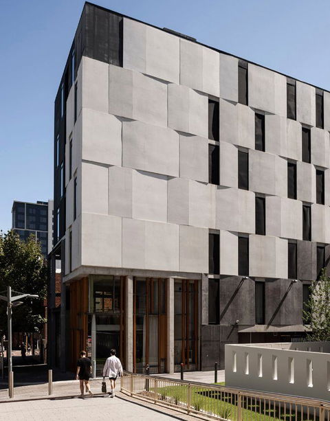 Alex Hotel, Perth - Hotel Accommodation 0