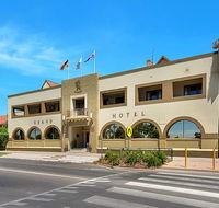 Quality Hotel Mildura Grand - Hotel Accommodation