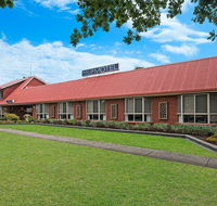 AAt 28 Goldsmith Motel - Hotel Accommodation
