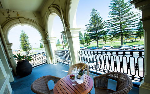 Largs Pier Hotel - Hotel Accommodation 2
