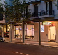 Mawson Lakes Hotel - Hotel Accommodation