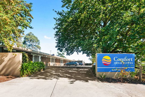 Comfort Inn & Suites Warragul - Hotel Accommodation 1