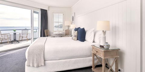 Anchorage Port Stephens - Hotel Accommodation 1