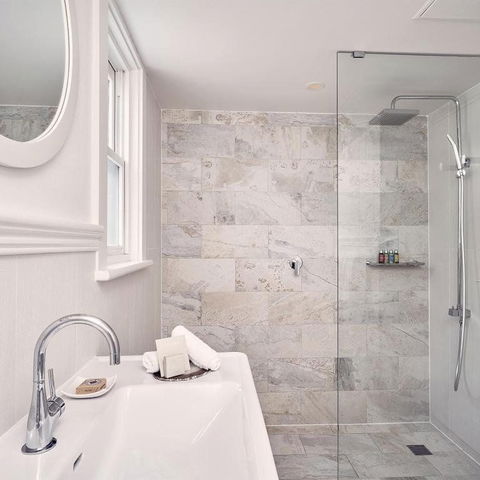 Anchorage Port Stephens - Hotel Accommodation 2