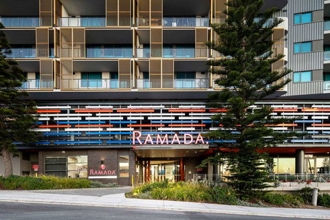 Ramada VetroBlu Scarborough Beach - Hotel Accommodation 0