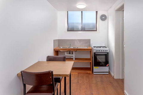 Econo Lodge Lilydale - Hotel Accommodation 1