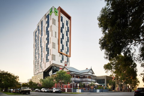 Holiday Inn West Perth - Hotel Accommodation 2