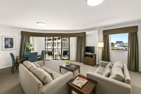Quest West End - Hotel Accommodation 2