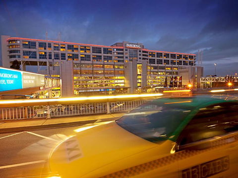 PARKROYAL Melbourne Airport - Hotel Accommodation 0