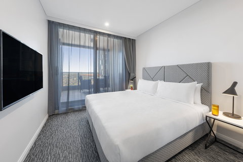 Meriton Suites George St - Hotel Accommodation 7