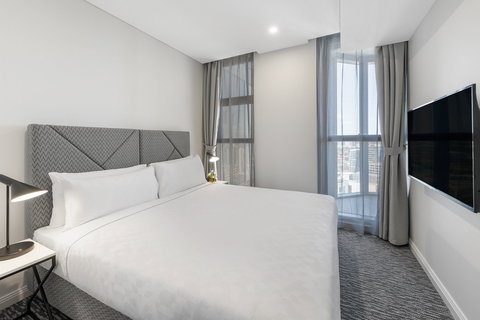 Meriton Suites George St - Hotel Accommodation 8