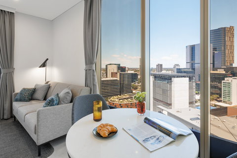 Meriton Suites George St - Hotel Accommodation 9
