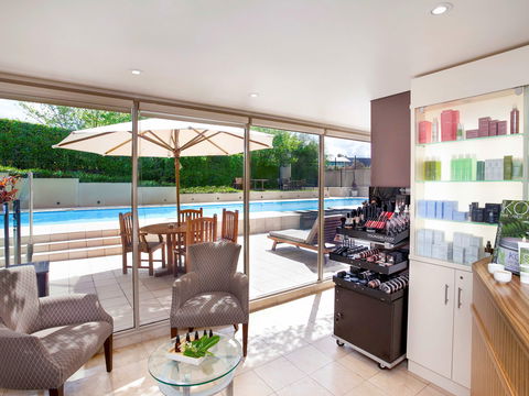 Grand Mercure The Hills Lodge - Hotel Accommodation 14