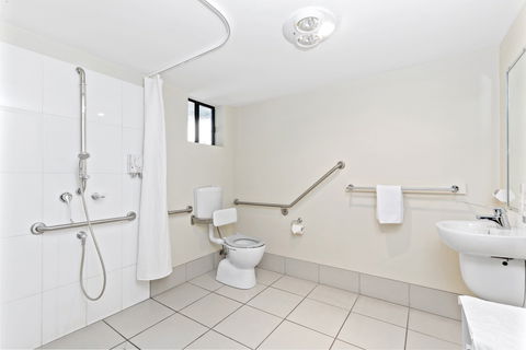 Blackwater Central Motel - Hotel Accommodation 8