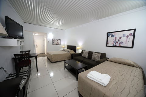 Route 66 Motor Inn - Hotel Accommodation 9