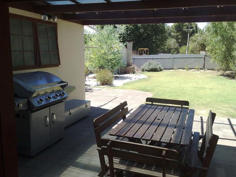 Greenocks Old Telegraph Station - Hotel Accommodation 3