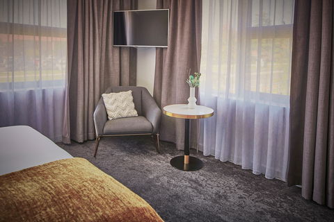 The Remington Orange - Hotel Accommodation 10