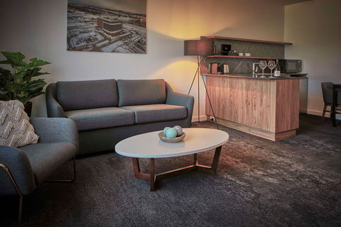 The Remington Orange - Hotel Accommodation 11