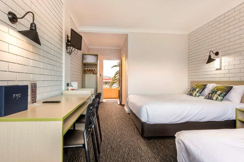 Boomerang Hotel - Hotel Accommodation 9