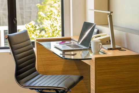 Crowne Plaza Canberra - Hotel Accommodation 5