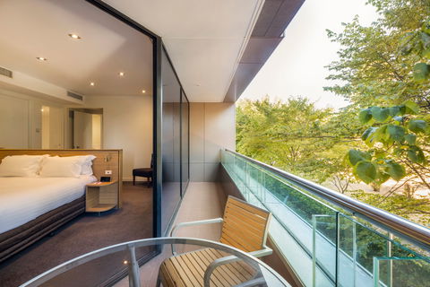 Crowne Plaza Canberra - Hotel Accommodation 14