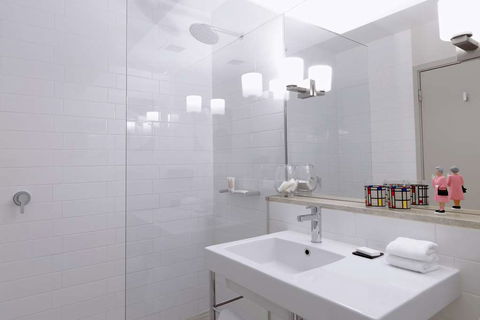 QT Canberra - Hotel Accommodation 5