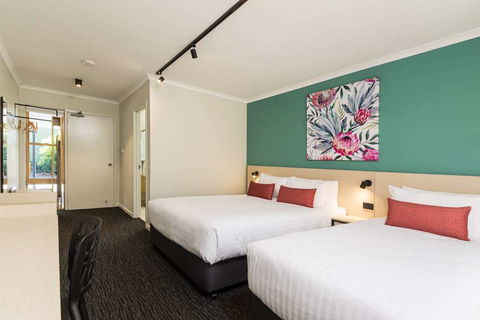 NIghtcap at Balaclava Hotel - Hotel Accommodation 2