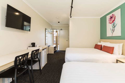 NIghtcap at Balaclava Hotel - Hotel Accommodation 6