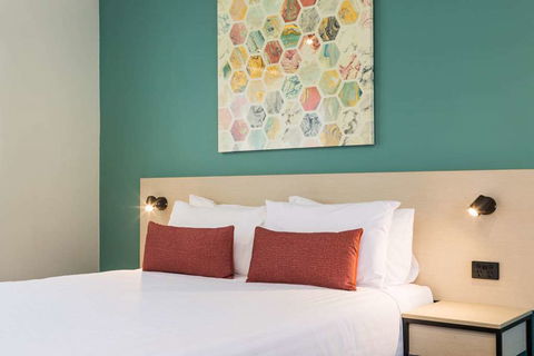 NIghtcap at Balaclava Hotel - Hotel Accommodation 9