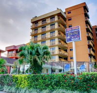 Coral Towers Holiday Apartments - Hotel Accommodation