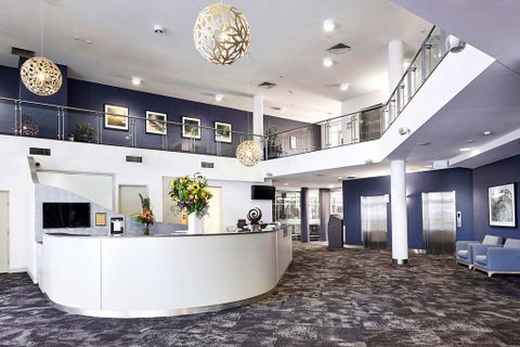 Quality Hotel Dickson - Hotel Accommodation 0