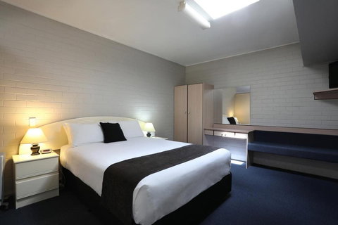 Redhill Tamworth Motor Inn - Hotel Accommodation 1