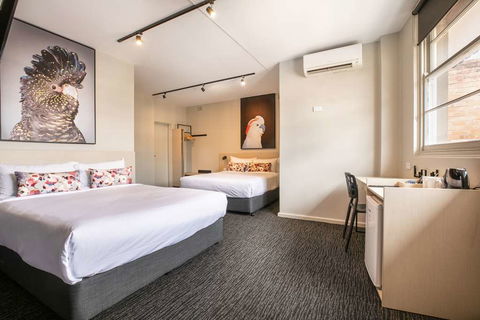 Nightcap at The Charles Hotel - Hotel Accommodation 2