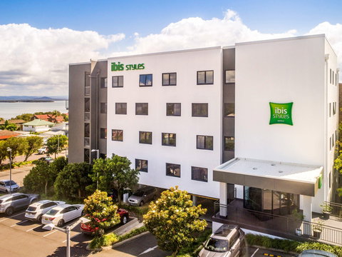 ibis Styles The Entrance - Hotel Accommodation 1