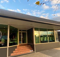 Ashton Townhouse Motel  Suites Tumut - Hotel Accommodation