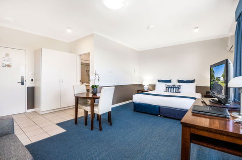 Hawkesbury Race Club Motel - Hotel Accommodation 2