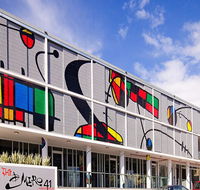 Miro Apartments