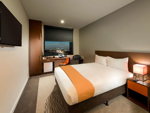 Ibis Brisbane Airport Hotel - Hotel Accommodation 2