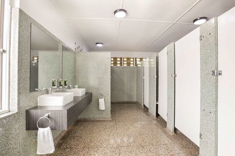 Camp Hill Hotel - Hotel Accommodation 1
