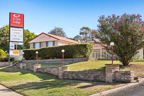 Econo Lodge Alabaster - Hotel Accommodation 0