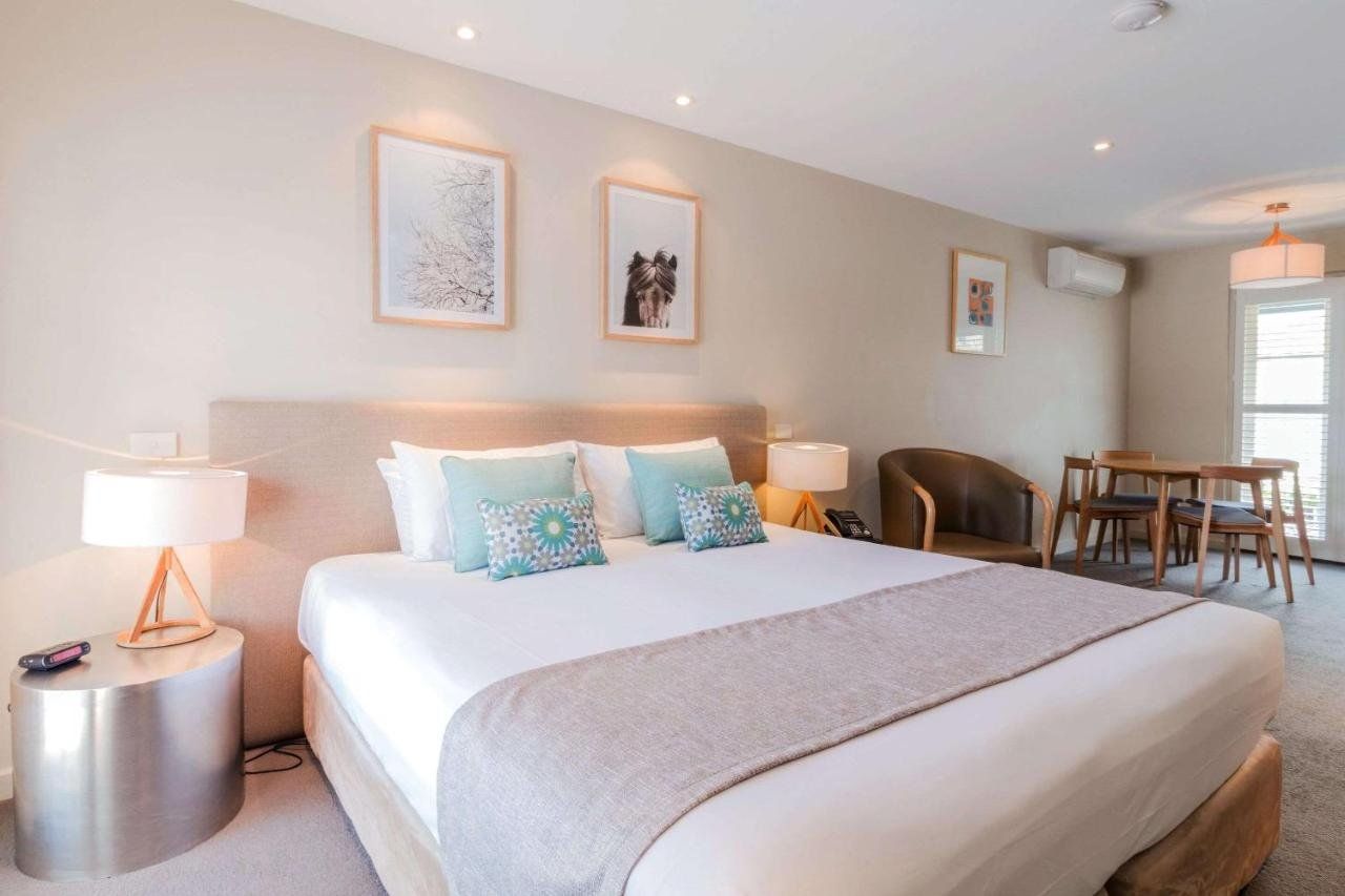 Paracombe SA Hotel Accommodation