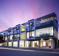 Caroline Serviced Apartments - Hotel Accommodation