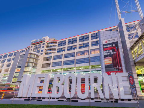 PARKROYAL Melbourne Airport - Hotel Accommodation 1