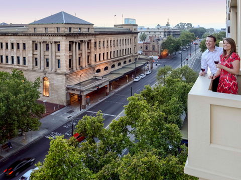 Mercure Grosvenor Hotel Adelaide - Hotel Accommodation 0