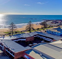 Beachfront Voyager Motor Inn - Hotel Accommodation